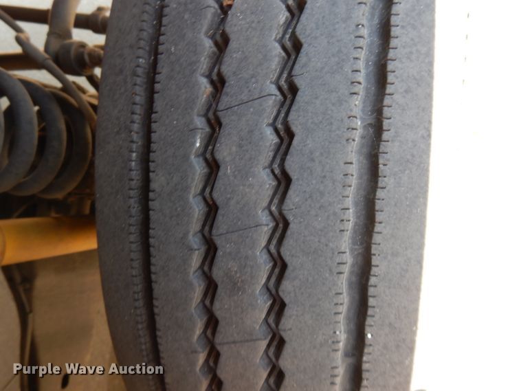 image for item DG7978 2009 Ford F450 Super Duty  ambulance