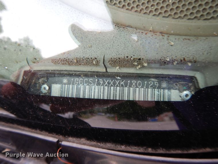 image for item DG8056 1999 Chevrolet S10  Ext. Cab pickup truck