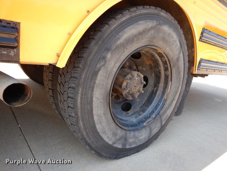 image for item DH7004 2006 Freightliner FS65  school bus