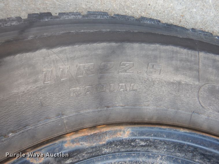 image for item DH7004 2006 Freightliner FS65  school bus