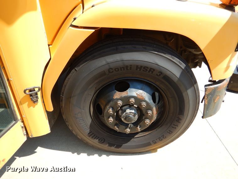 image for item DH7004 2006 Freightliner FS65  school bus