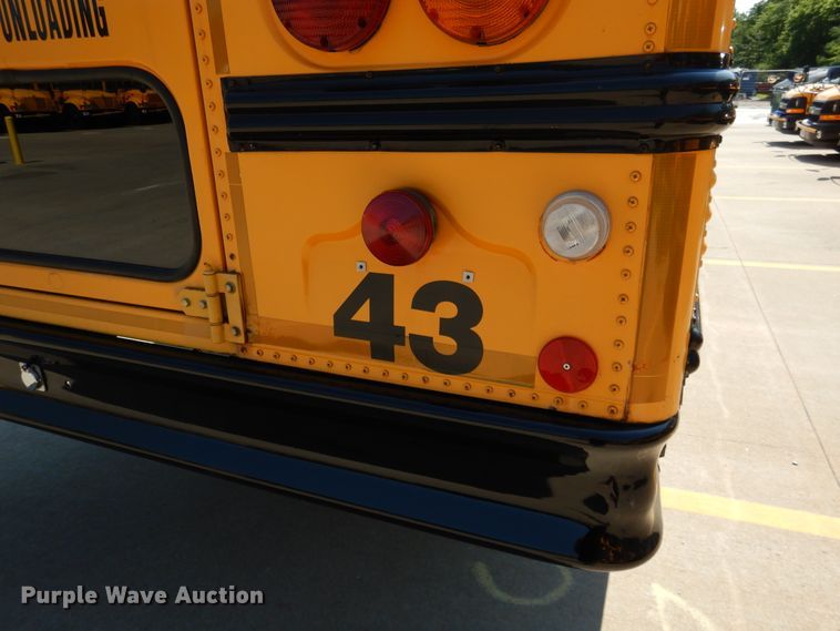 image for item DH7004 2006 Freightliner FS65  school bus