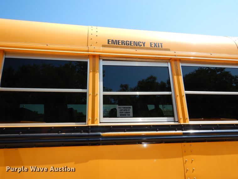 image for item DH7004 2006 Freightliner FS65  school bus