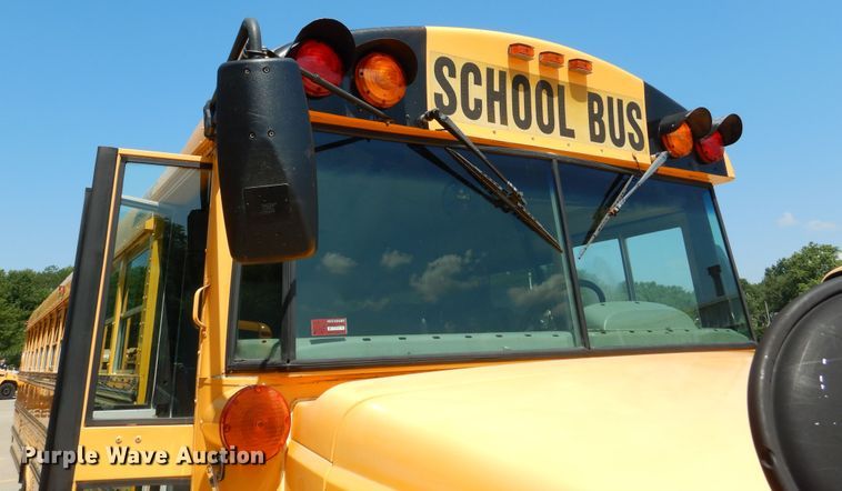 image for item DH7004 2006 Freightliner FS65  school bus