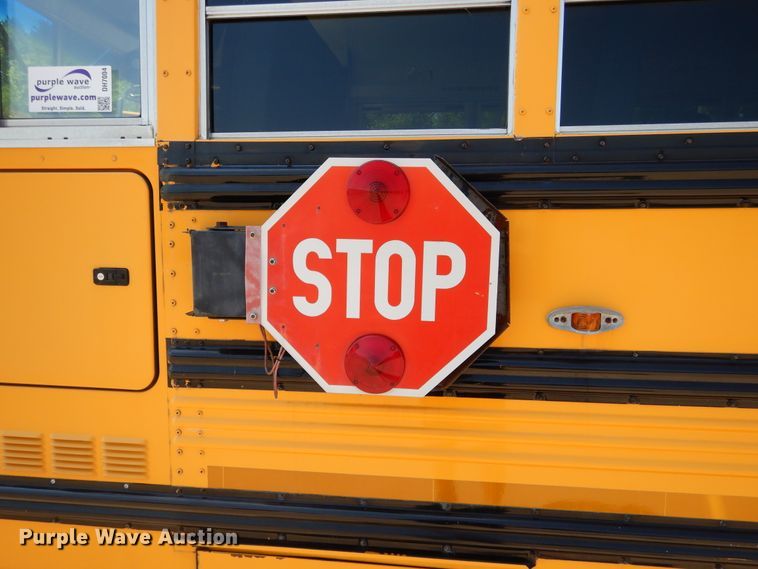 image for item DH7004 2006 Freightliner FS65  school bus