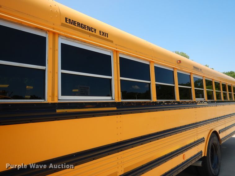 image for item DH7004 2006 Freightliner FS65  school bus