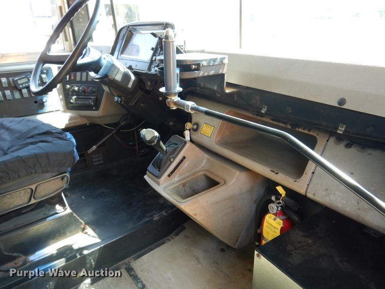 image for item DH7004 2006 Freightliner FS65  school bus