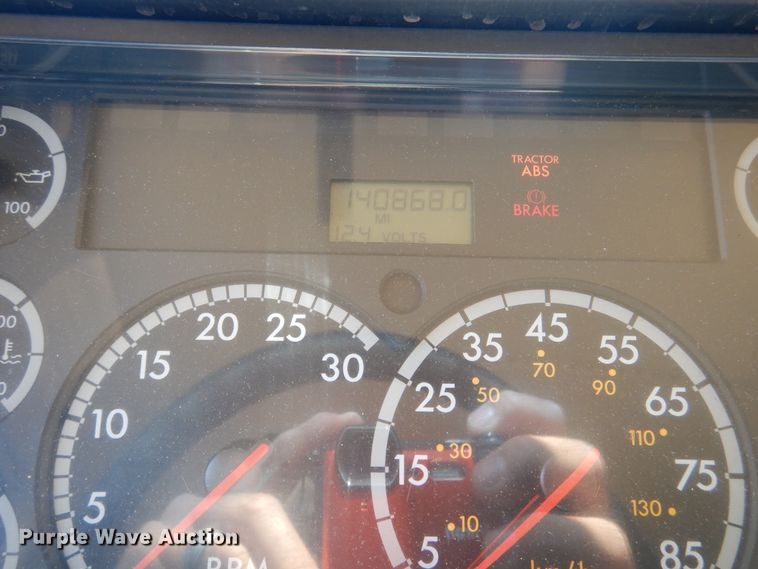 image for item DH7004 2006 Freightliner FS65  school bus