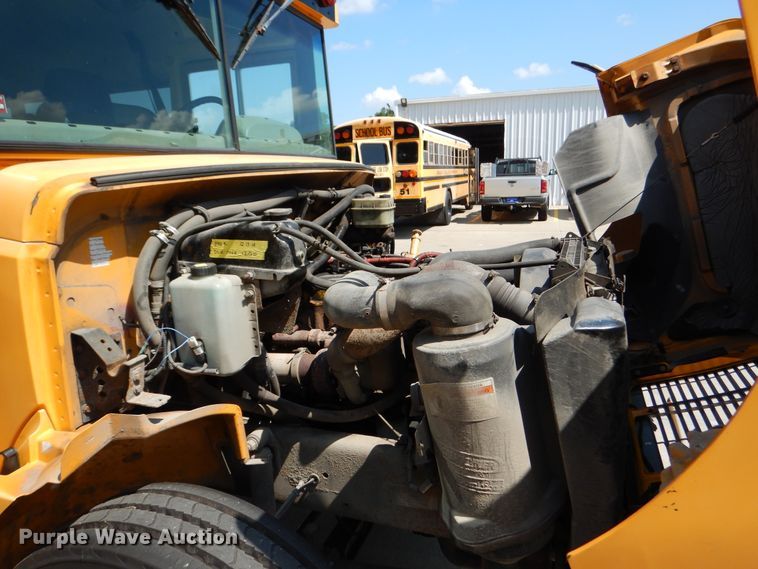 image for item DH7004 2006 Freightliner FS65  school bus