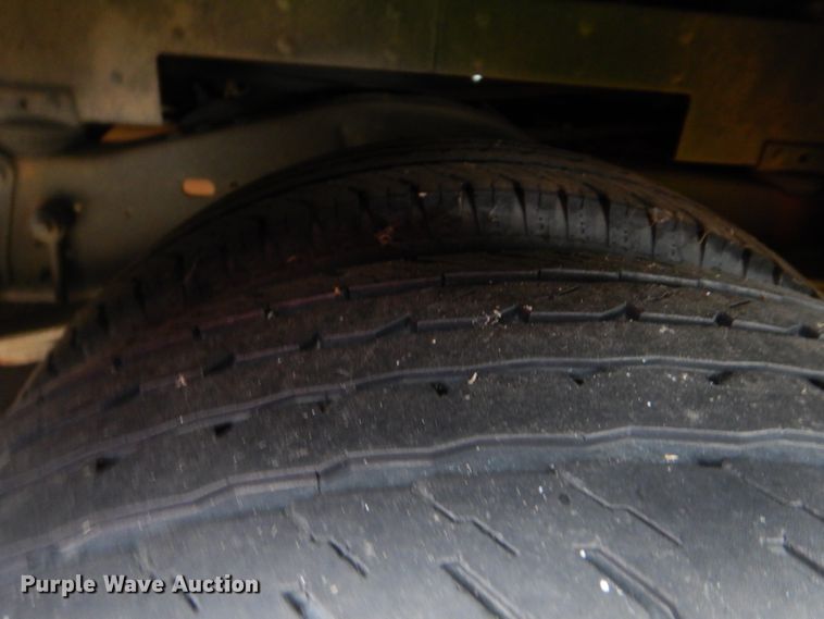 image for item DI0250 2007 Ford E450  shuttle bus