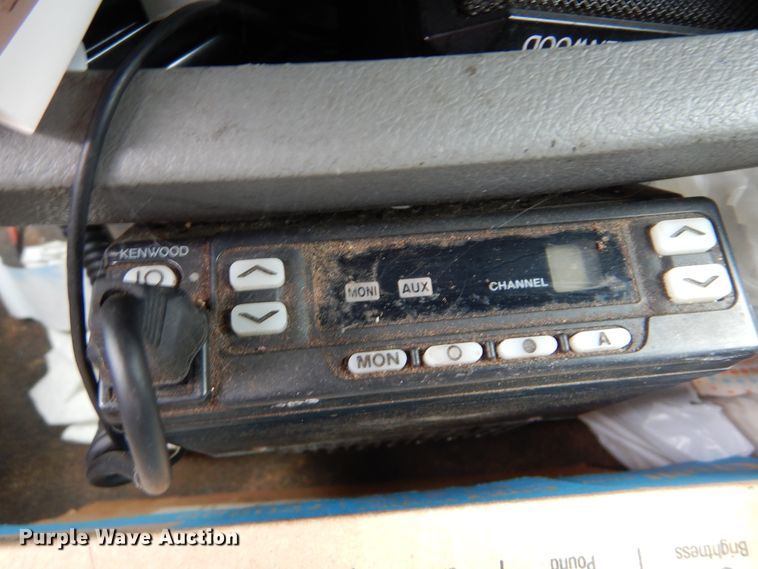 image for item DI0251 2009 Ford E450  shuttle bus