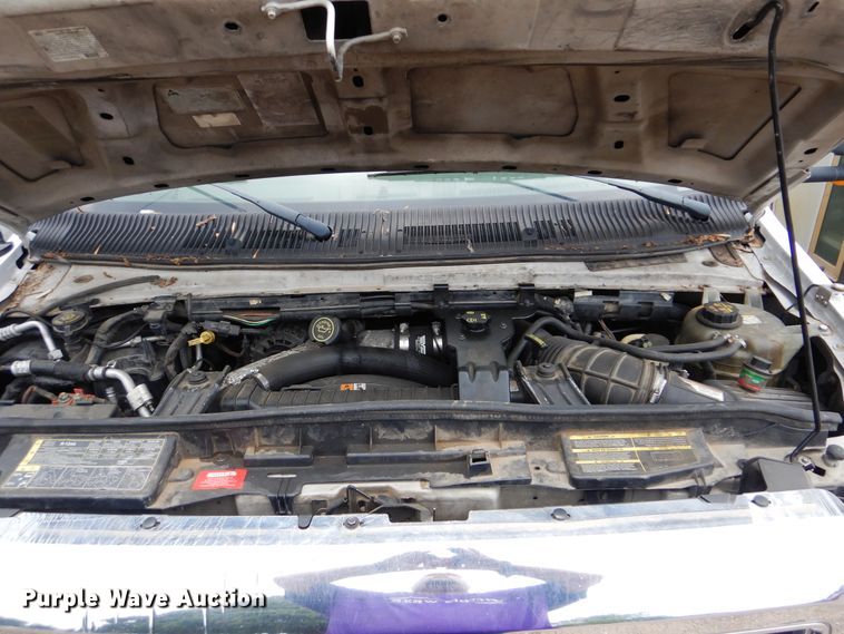 image for item DI0251 2009 Ford E450  shuttle bus