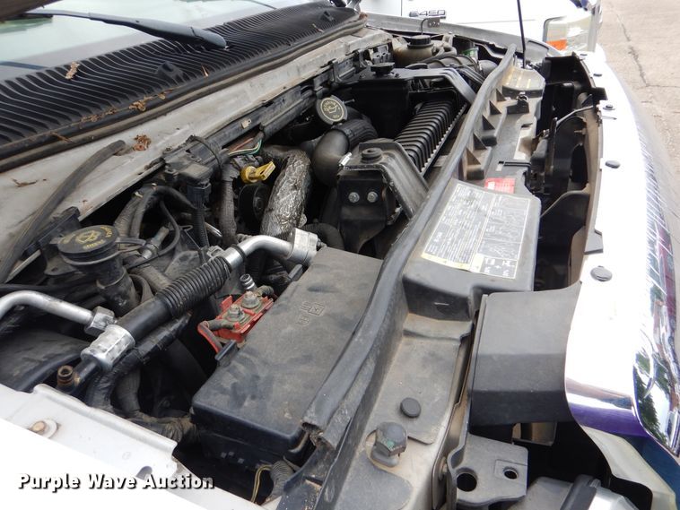 image for item DI0251 2009 Ford E450  shuttle bus