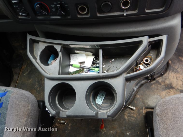 image for item DI0252 2009 Ford E450  shuttle bus