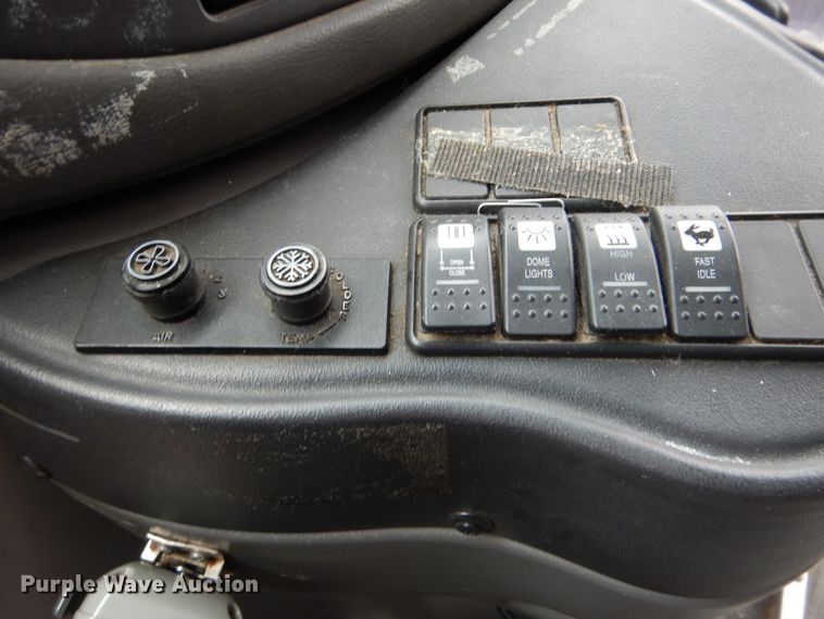 image for item DI0254 2007 Ford E450  shuttle bus