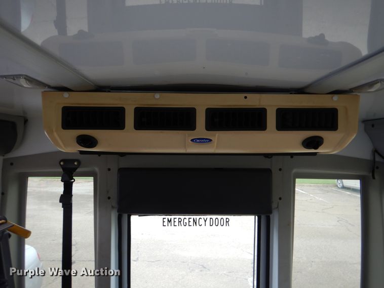 image for item DI0254 2007 Ford E450  shuttle bus