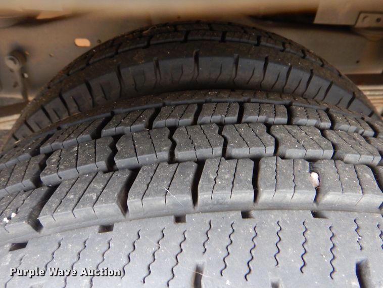 image for item DI0254 2007 Ford E450  shuttle bus