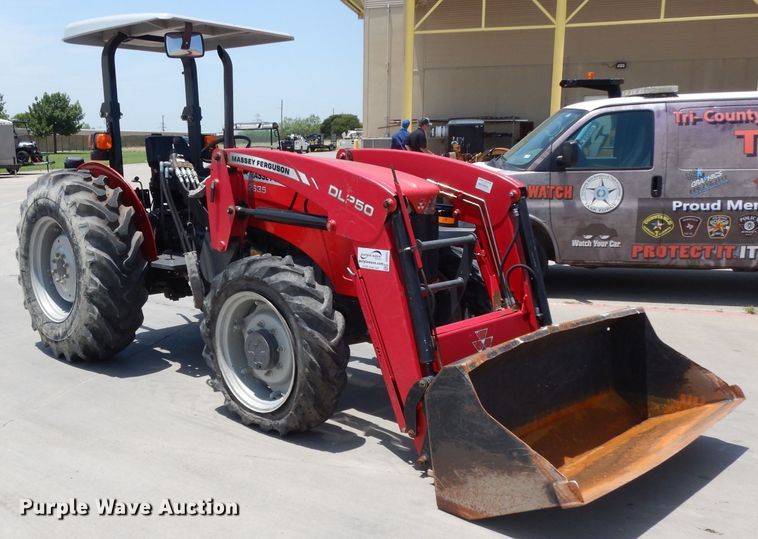 image for item DI5253 2013 Massey-Ferguson 2635  tractor