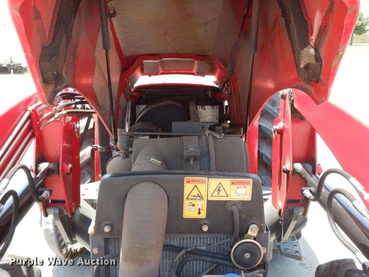 image for item DI5253 2013 Massey-Ferguson 2635  tractor