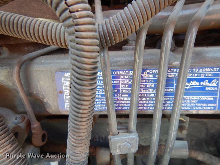 image for item DI5253 2013 Massey-Ferguson 2635  tractor