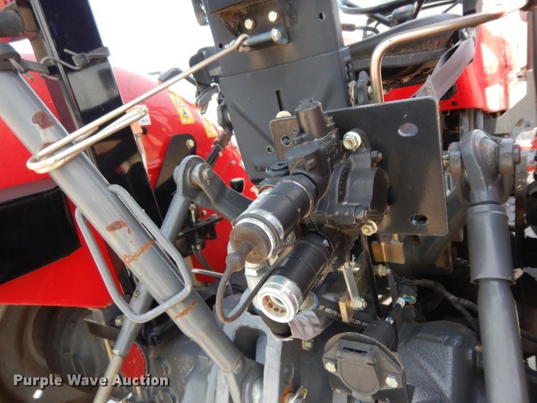 image for item DI5253 2013 Massey-Ferguson 2635  tractor