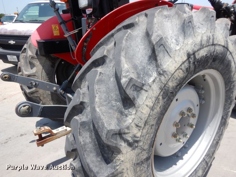 image for item DI5253 2013 Massey-Ferguson 2635  tractor