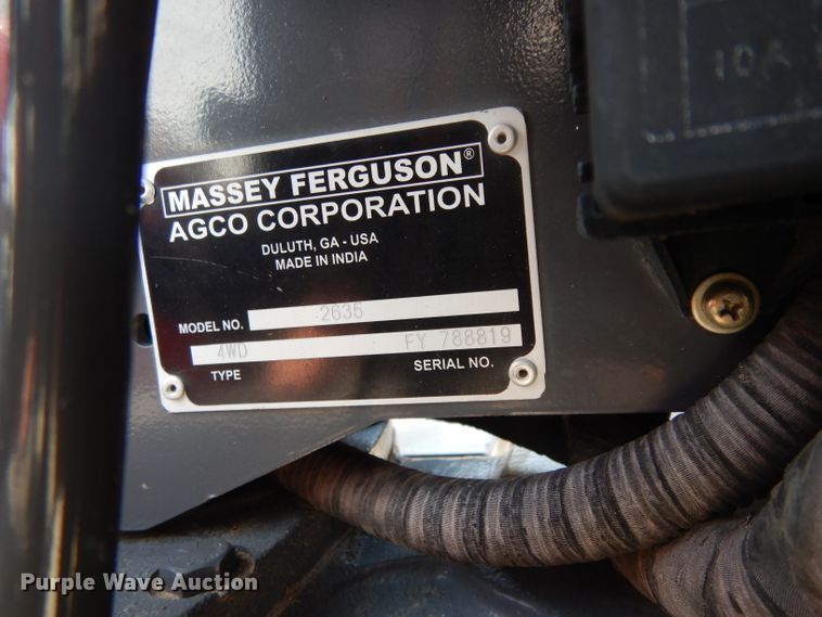 image for item DI5253 2013 Massey-Ferguson 2635  tractor