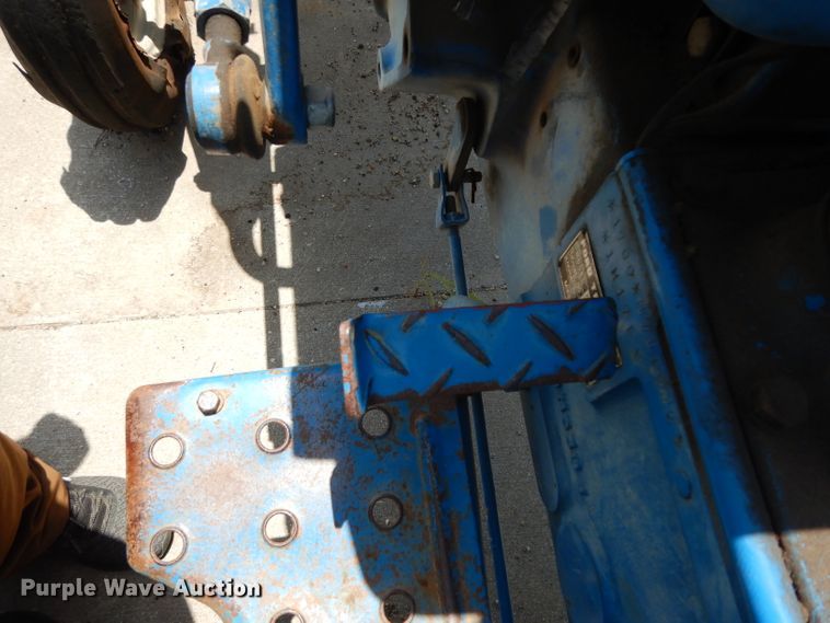 image for item DI5258 Ford F1700  tractor