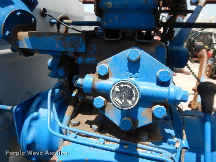 image for item DI5258 Ford F1700  tractor
