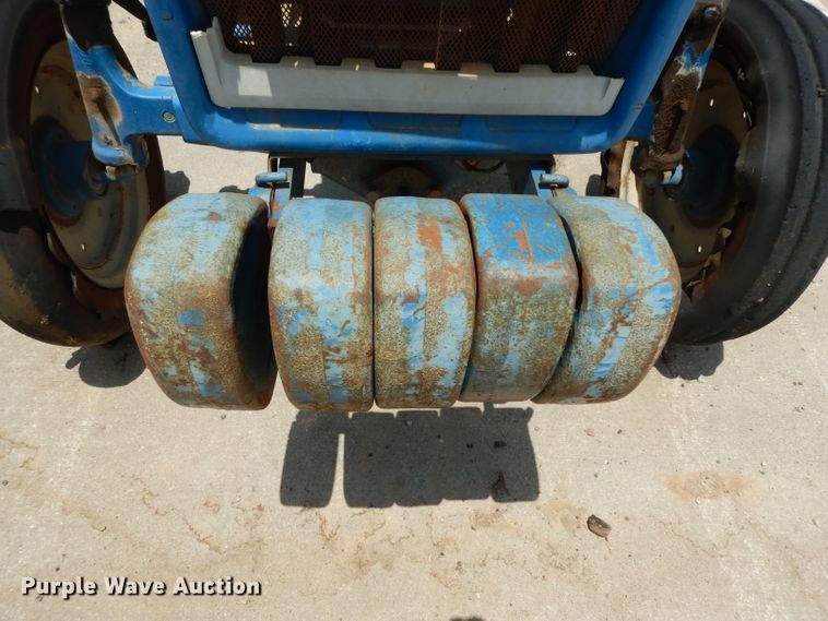 image for item DI5258 Ford F1700  tractor