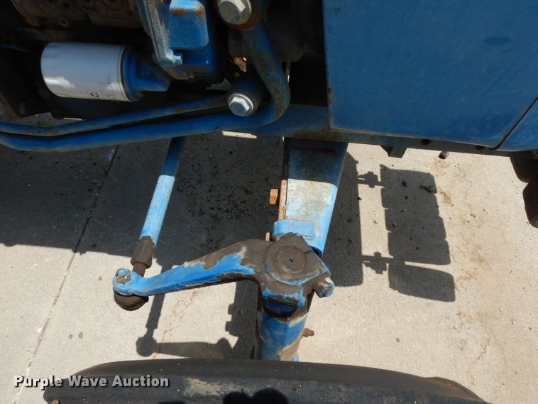 image for item DI5258 Ford F1700  tractor
