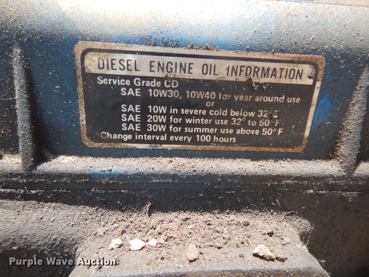 image for item DI5258 Ford F1700  tractor