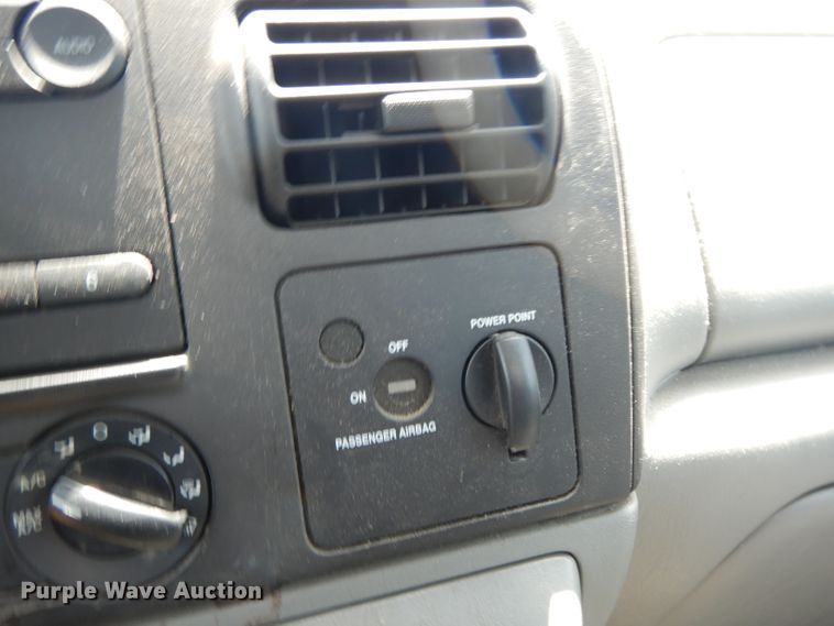 image for item DI5260 2007 Ford F250 Super Duty  utility bed pickup truck