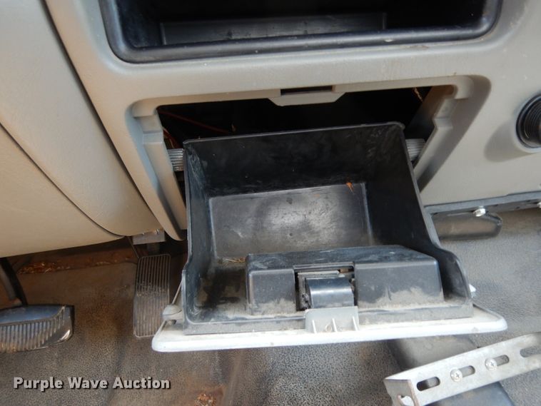 image for item DI5260 2007 Ford F250 Super Duty  utility bed pickup truck