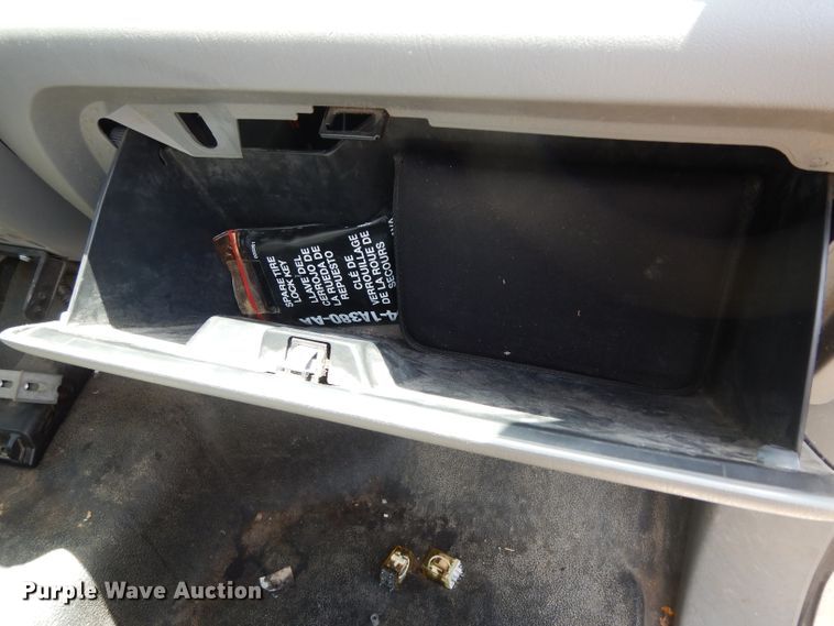 image for item DI5260 2007 Ford F250 Super Duty  utility bed pickup truck