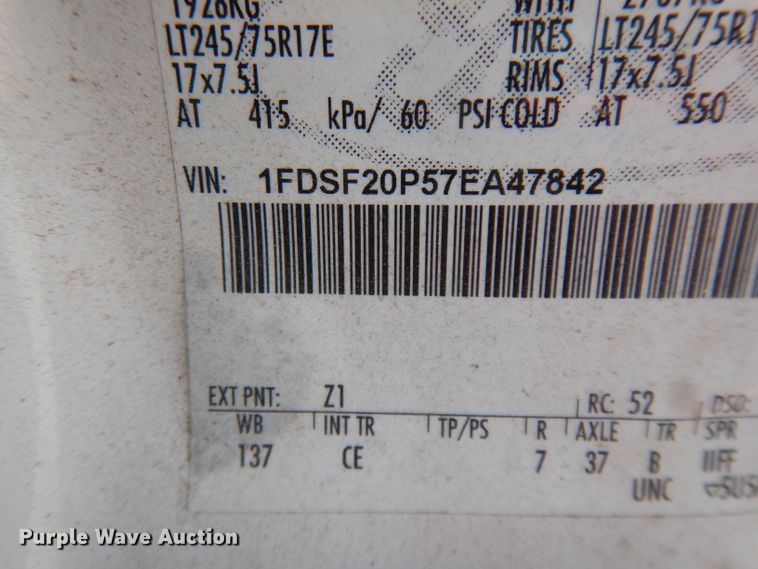 image for item DI5260 2007 Ford F250 Super Duty  utility bed pickup truck