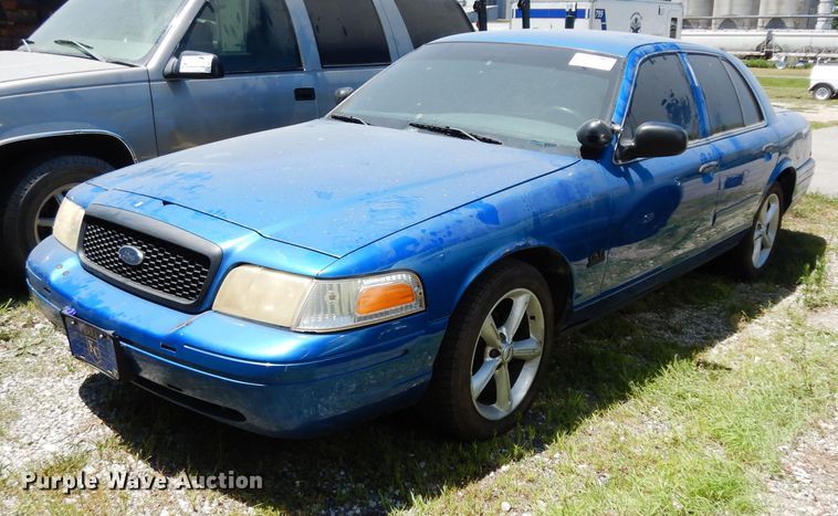 image for item DJ4281 2002 Ford Crown Victoria Police Interceptor