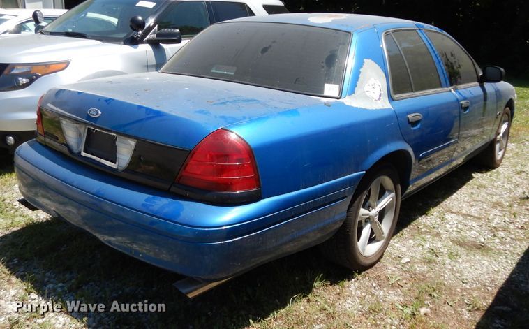 image for item DJ4281 2002 Ford Crown Victoria Police Interceptor