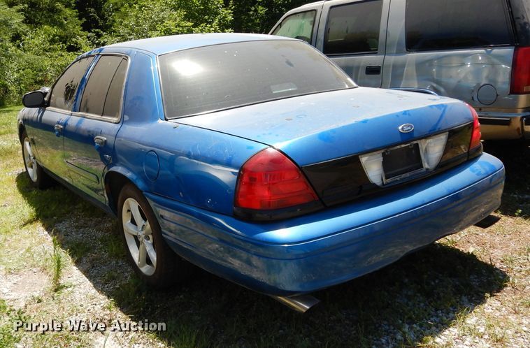 image for item DJ4281 2002 Ford Crown Victoria Police Interceptor