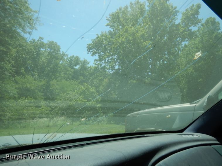 image for item DJ4281 2002 Ford Crown Victoria Police Interceptor