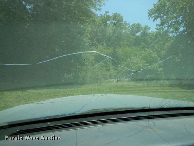 image for item DJ4281 2002 Ford Crown Victoria Police Interceptor