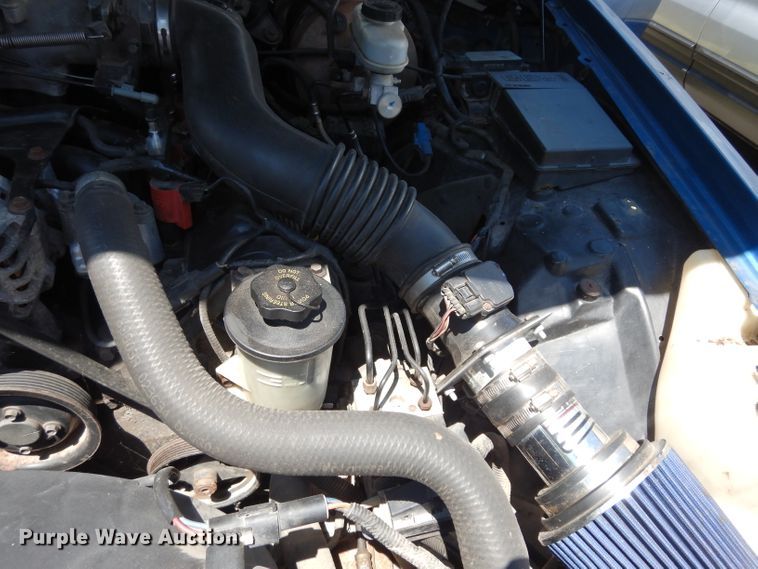 image for item DJ4281 2002 Ford Crown Victoria Police Interceptor