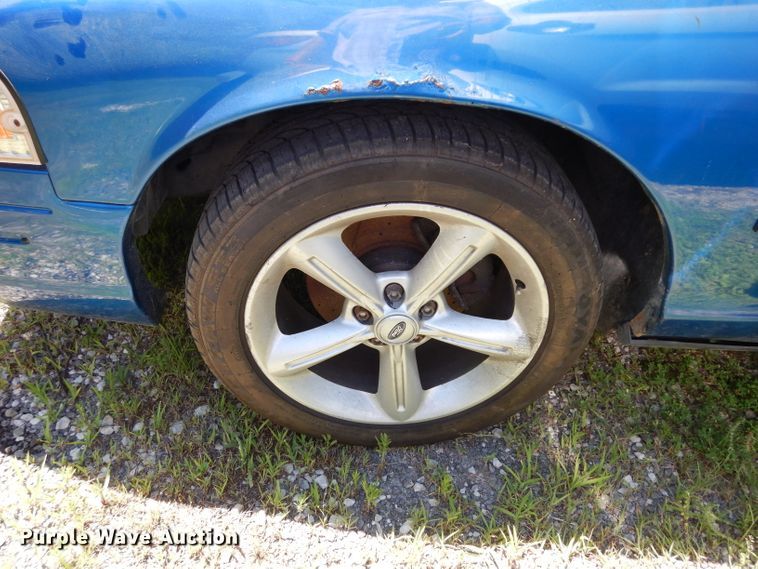 image for item DJ4281 2002 Ford Crown Victoria Police Interceptor