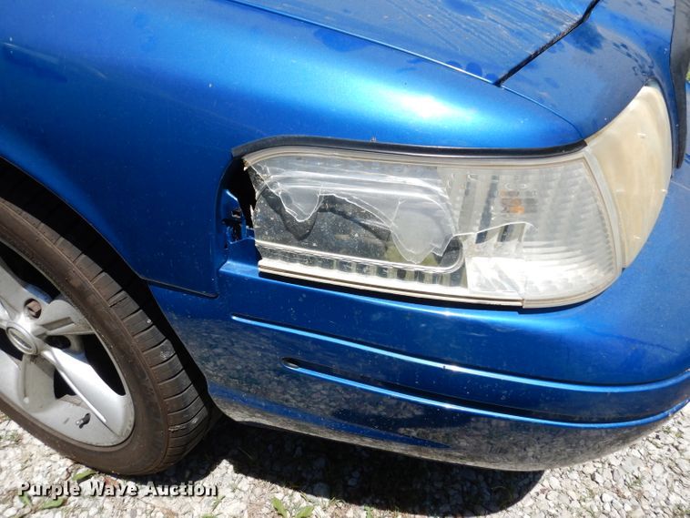 image for item DJ4281 2002 Ford Crown Victoria Police Interceptor