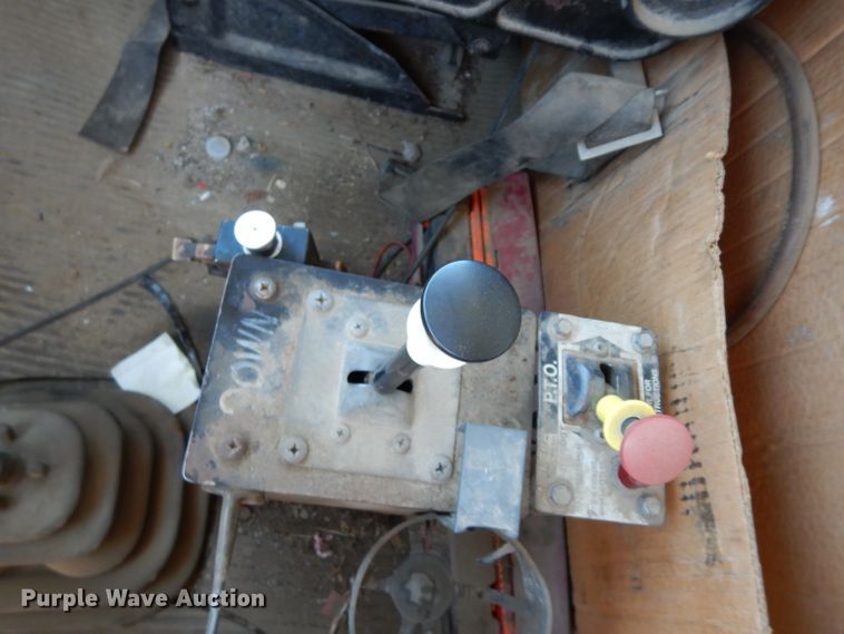 image for item DJ4287 1994 Ford L9000 AeroMax  dump truck