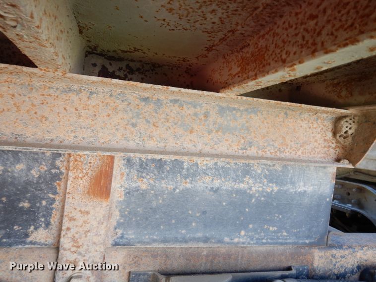 image for item DJ4287 1994 Ford L9000 AeroMax  dump truck