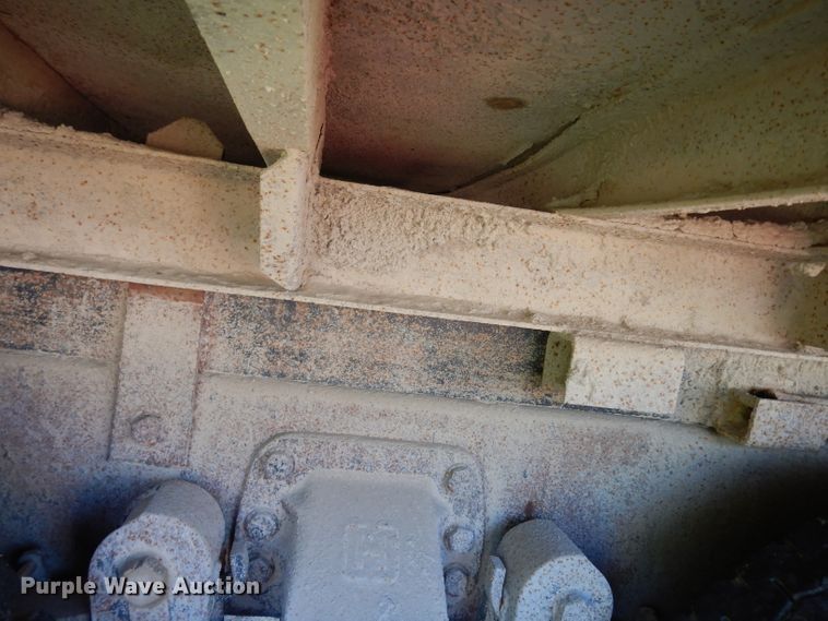 image for item DJ4287 1994 Ford L9000 AeroMax  dump truck