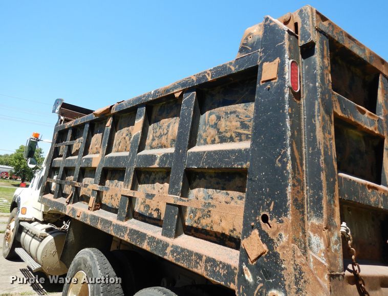 image for item DJ4287 1994 Ford L9000 AeroMax  dump truck