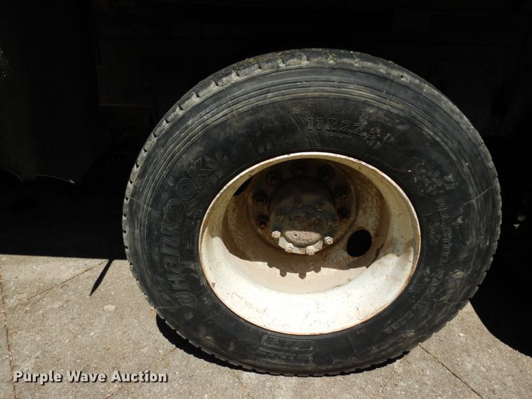 image for item DJ4287 1994 Ford L9000 AeroMax  dump truck