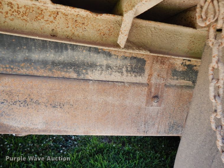 image for item DJ4287 1994 Ford L9000 AeroMax  dump truck